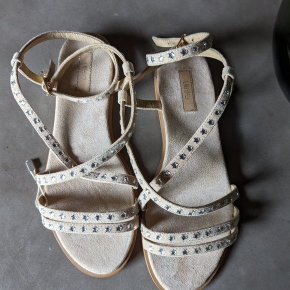 LIU •JO Beige Strappy studded sandals. - Picture 8 of 16